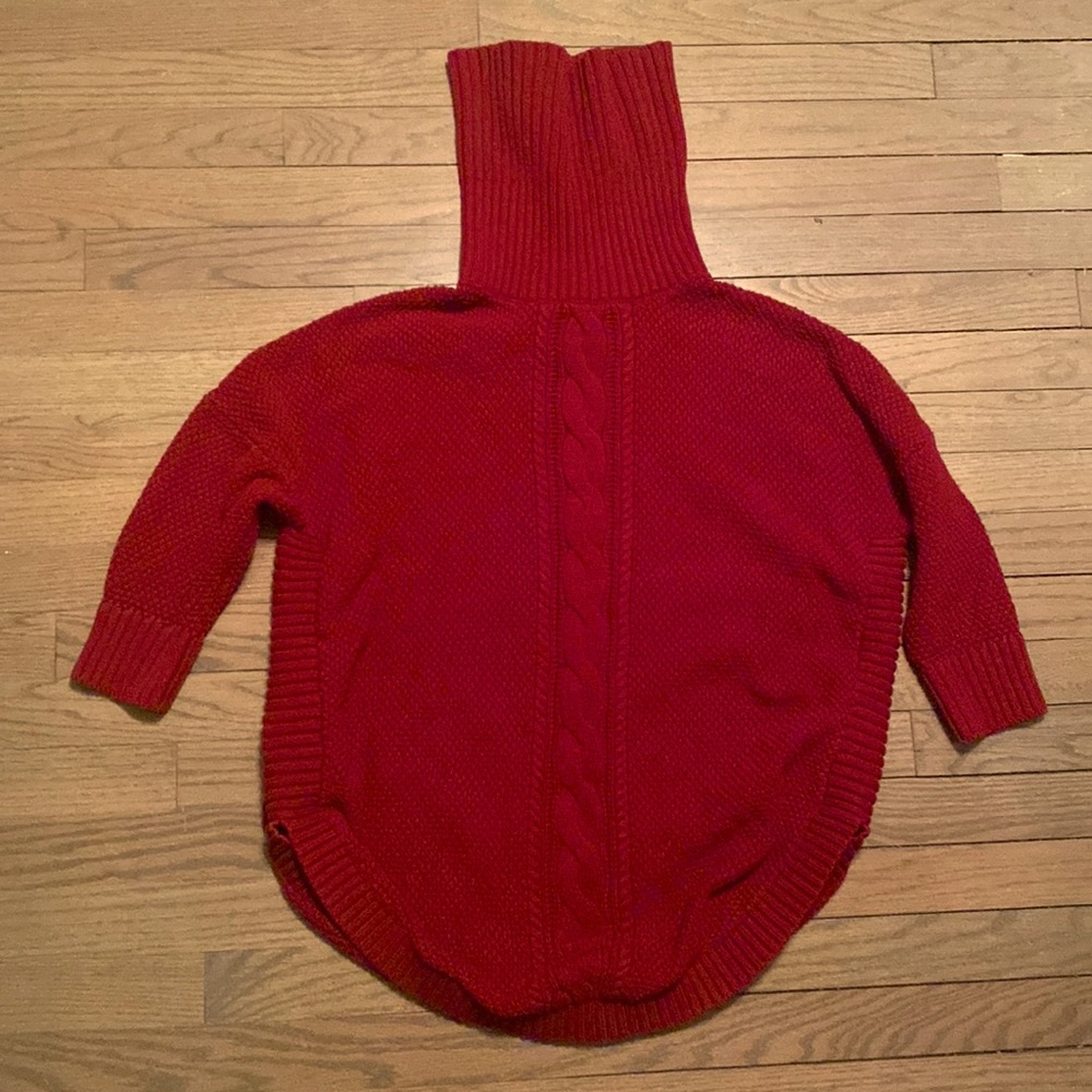 EXPRESS sweater.